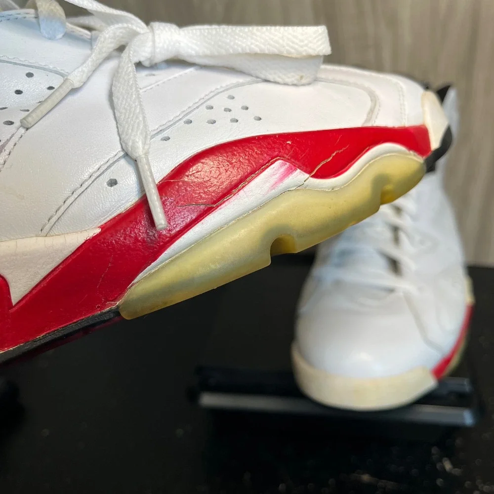 Size 10 - Air Jordan 6 Retro Bulls Varsity Red 384664-102 (read)